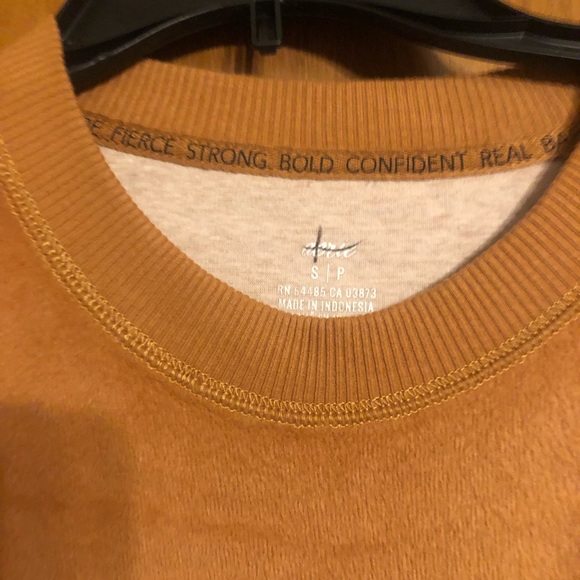 Aerie Fleece Crop Top - Picture 2 of 2